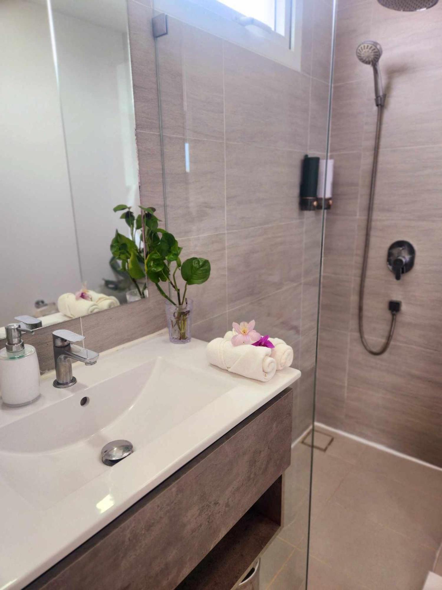 ทีพักติดหาดแหลม​แม่พิมพ์​Mantra Condo​ Rayong​ Ban Ang Bagian luar foto